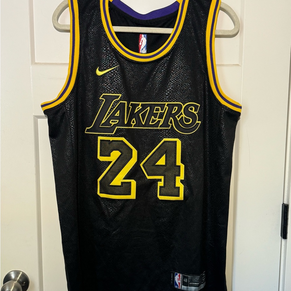 Nike Lakers Black and Yellow Jersey